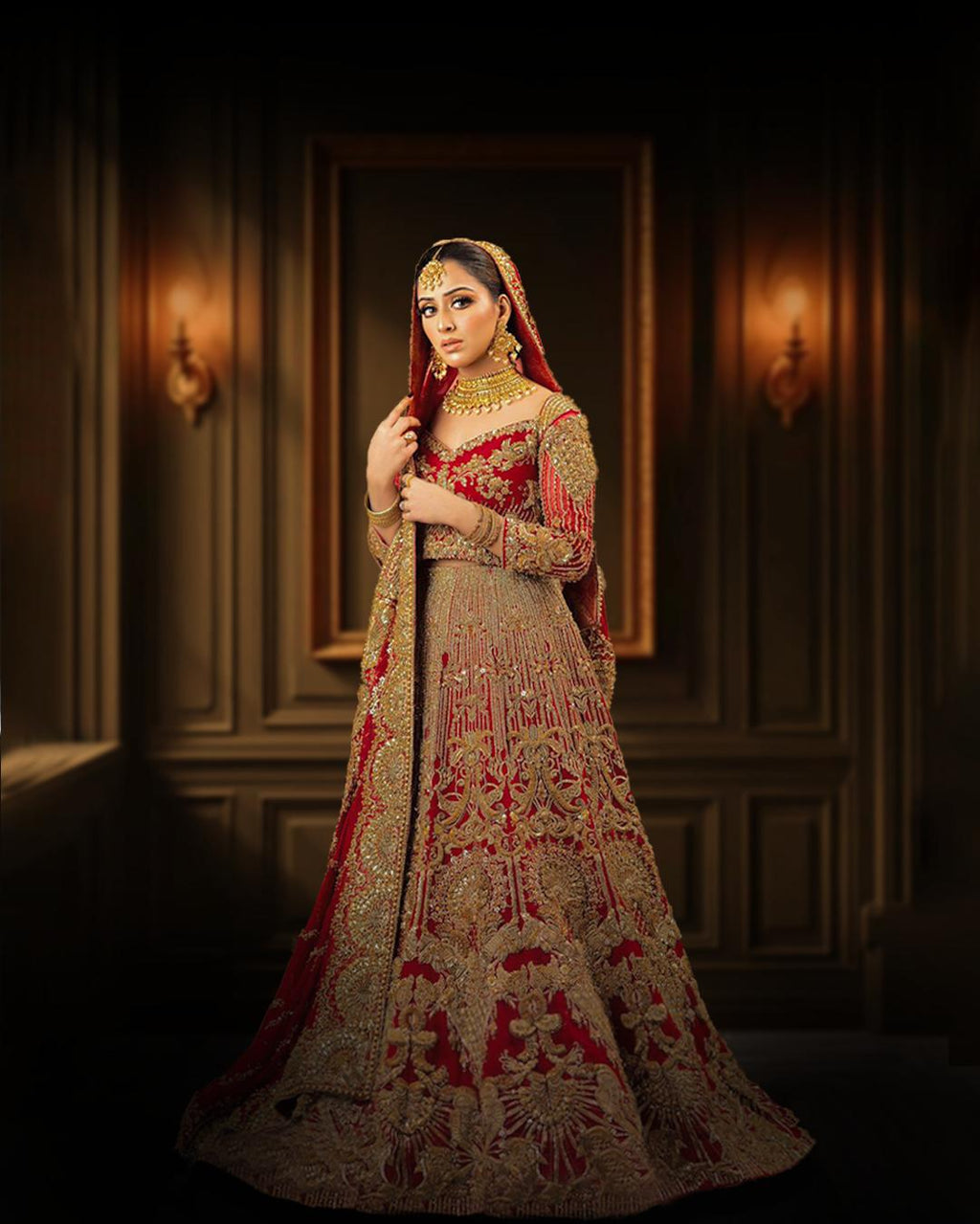 Sana In La Rose (Red and Gold Edition)
